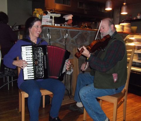 An impromptu concert at Sunflowers Restaurant in Jaffrey, NH An impromptu concert at Sunflowers Restaurant in Jaffrey, NH